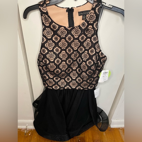 FULL TWO PIECE SET - Picture 1 of 1